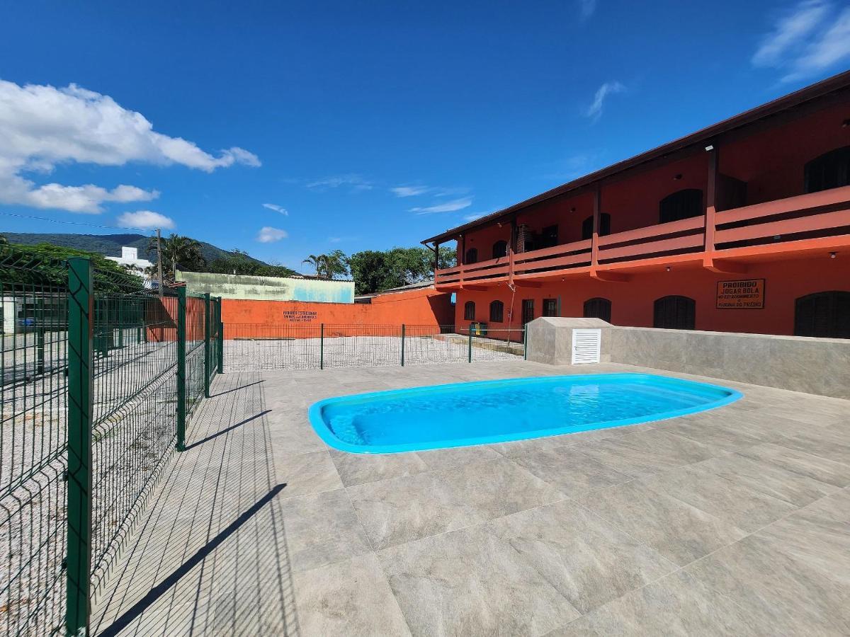 0001.05 - Maranduba - Apto - 2 Dormitorio - 8 Pessoas - 2 Quadras Do Mar - Piscina - Wi-Fi Ubatuba Exterior foto